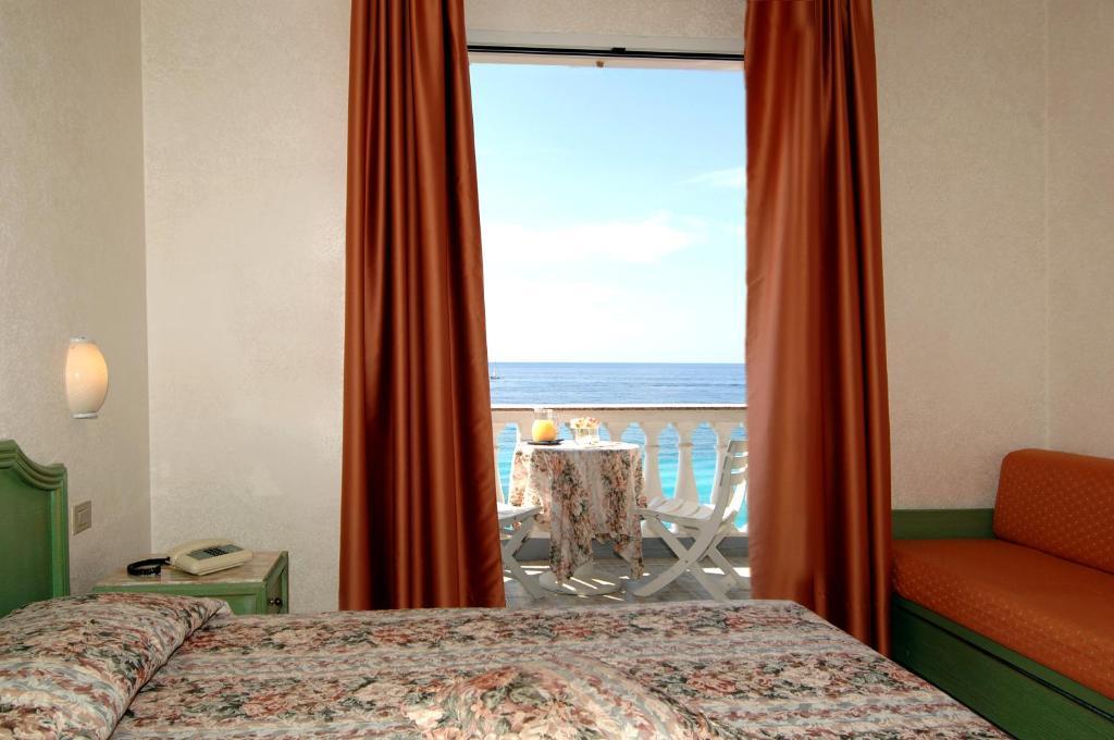 Piccolo Lido Hotel 4*