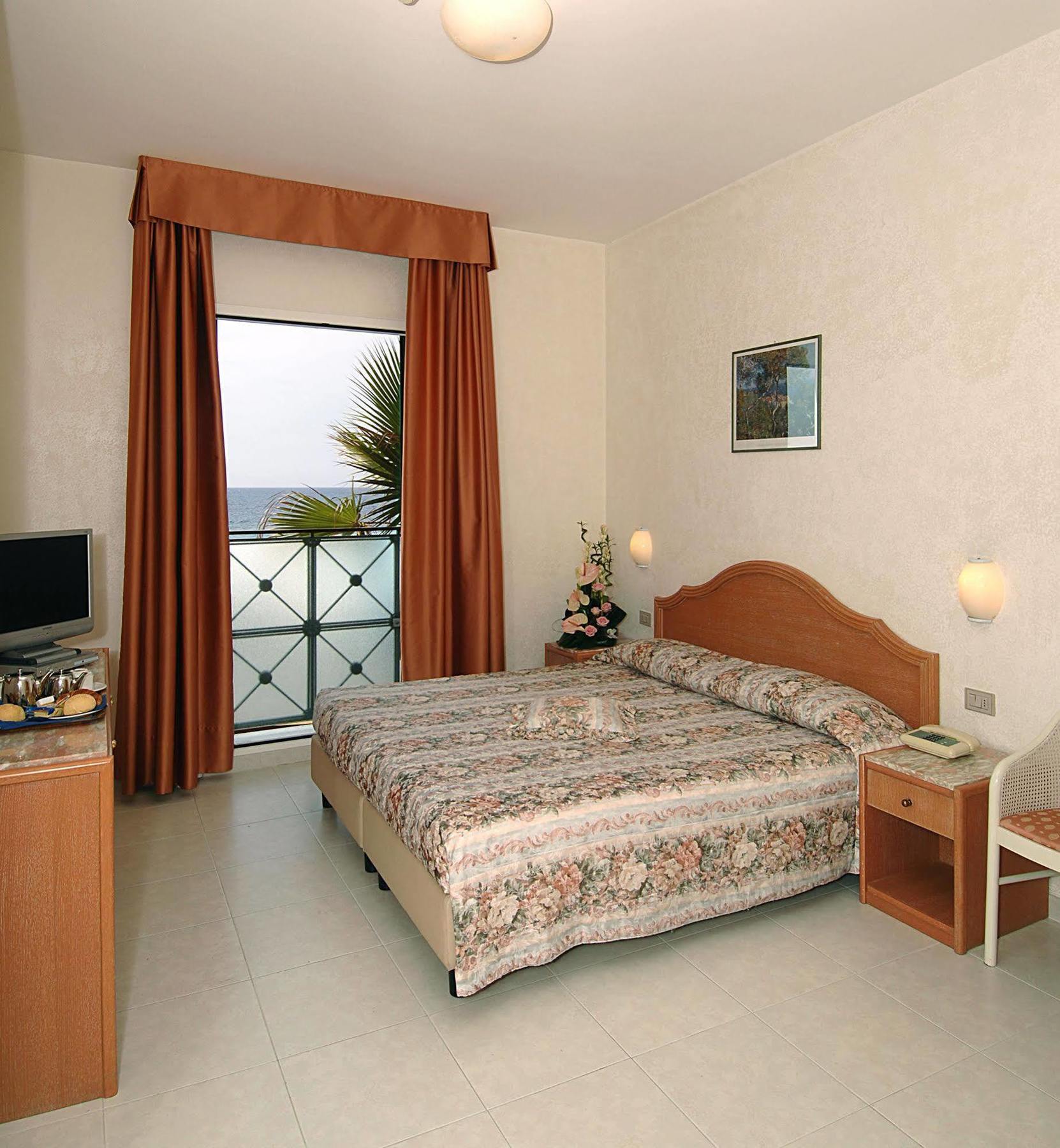 Piccolo Lido 4* Bordighera