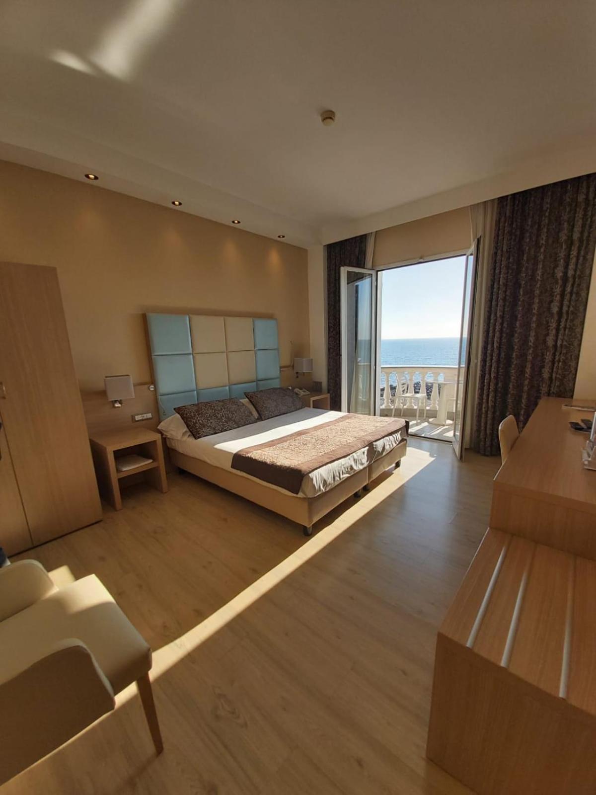 Piccolo Lido Hotel 4*