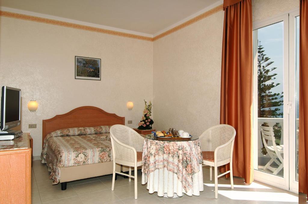 Hotel Piccolo Lido 4*
